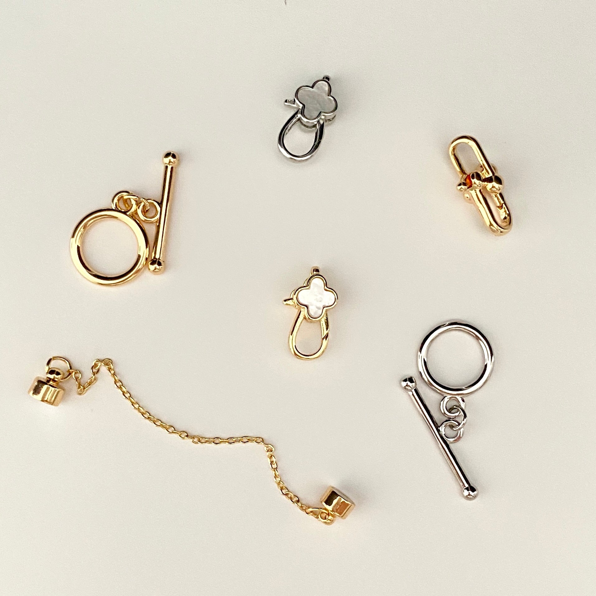 キャッチ／金具